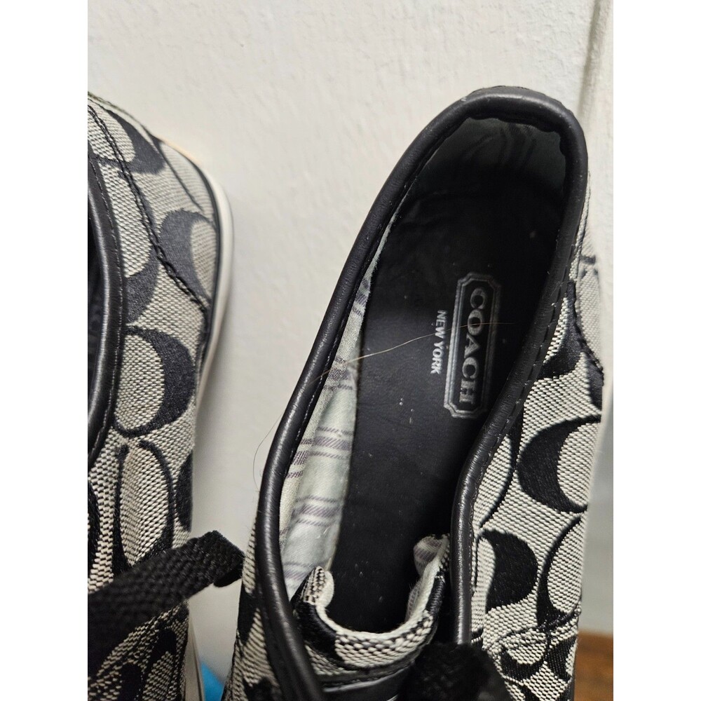 Women COACH BARRETT SIZE 7 B Gray Black Canvas & Patent Leather Sneakers Shoes - Picture 3 of 5